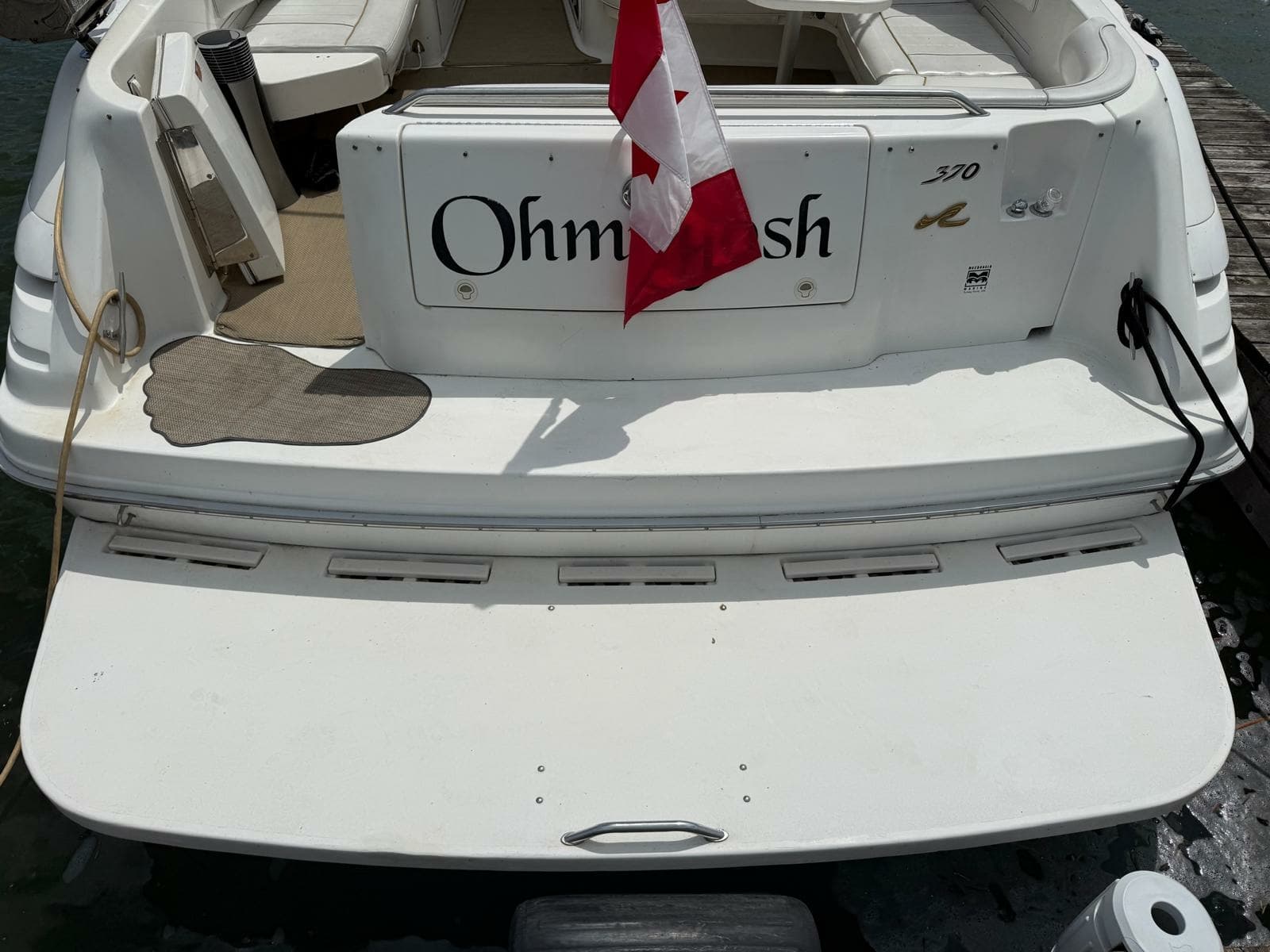 1996 Sea Ray 370 Sundancer - Photo 10