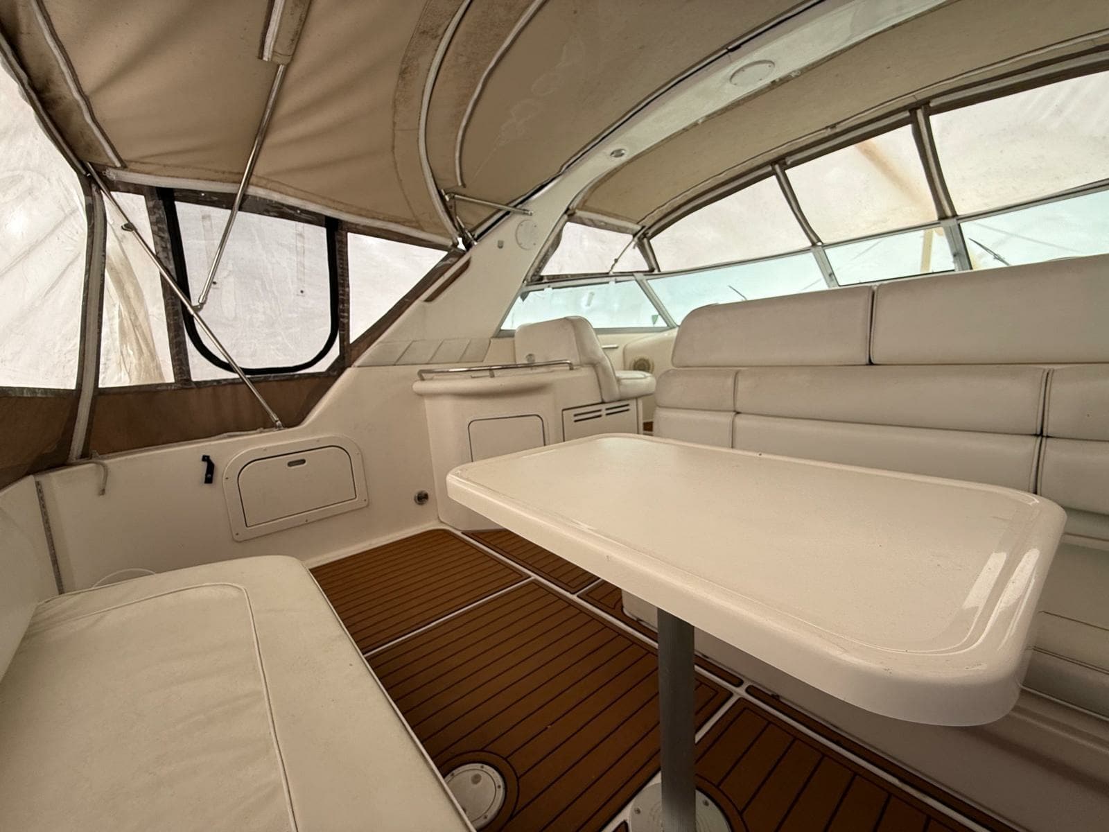 1997 Sea Ray 330 Sundancer - Photo 8