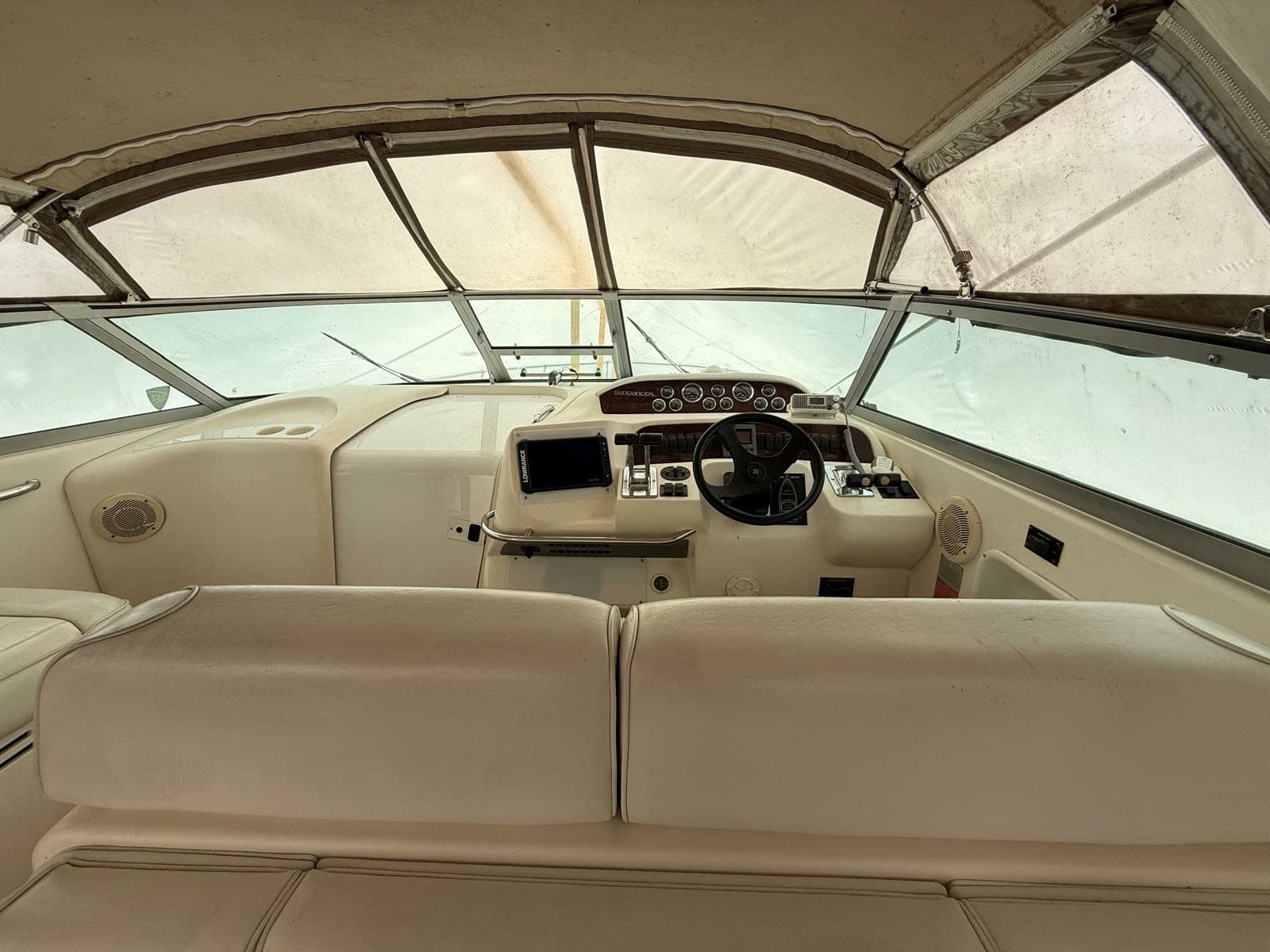 1997 Sea Ray 330 Sundancer - Photo 13