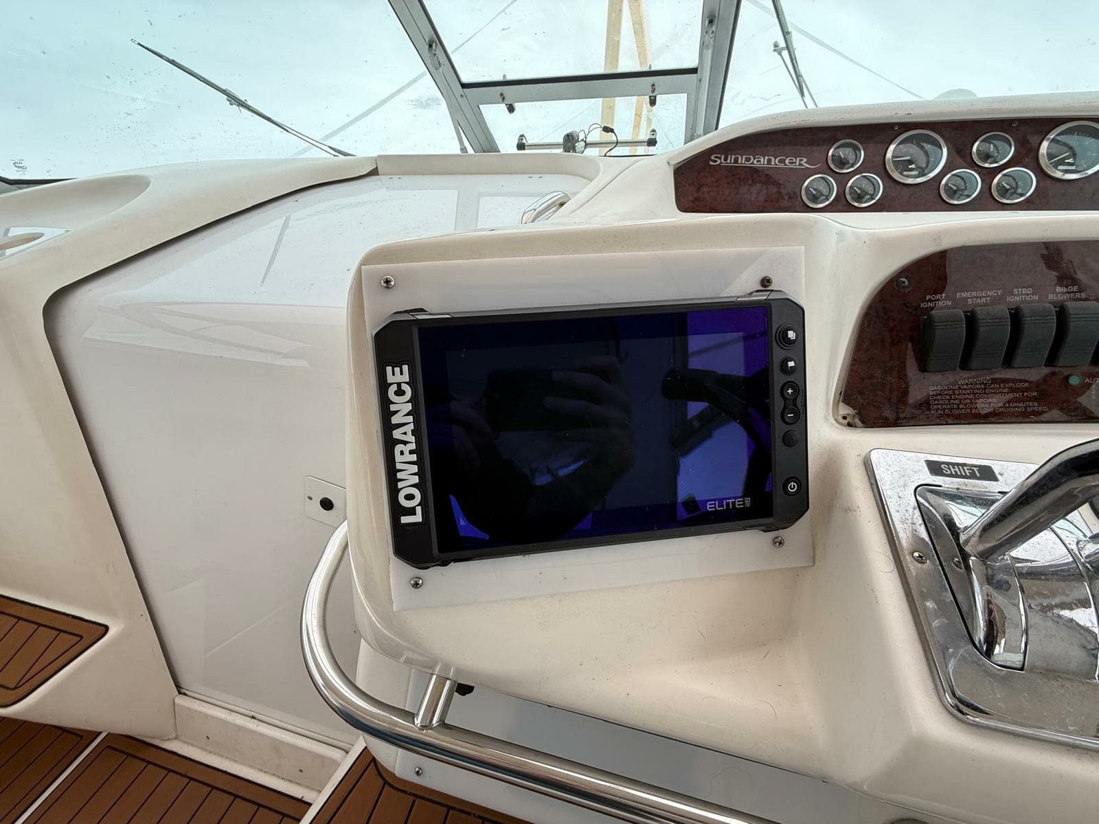 1997 Sea Ray 330 Sundancer - Photo 16