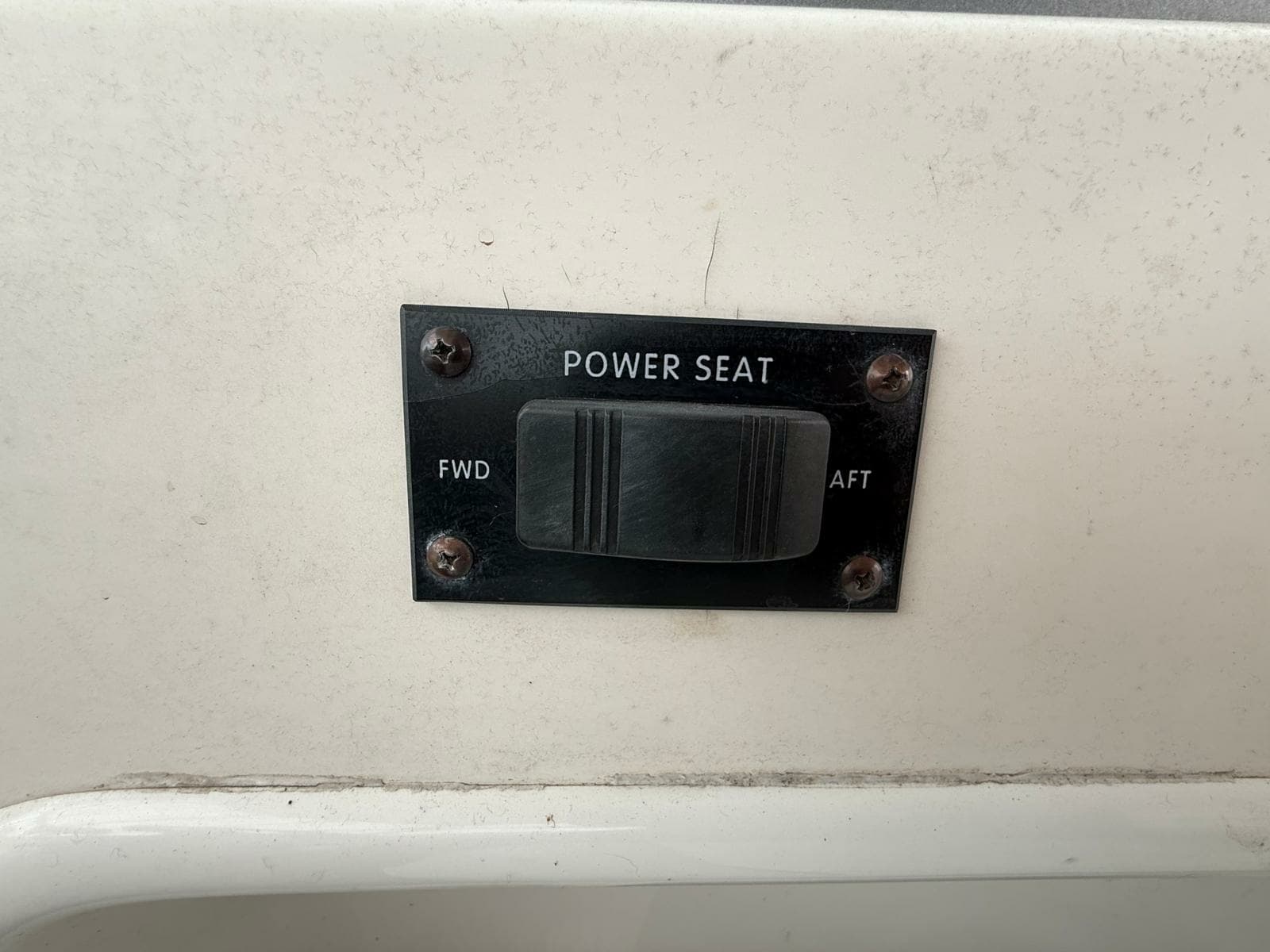 1997 Sea Ray 330 Sundancer - Photo 25