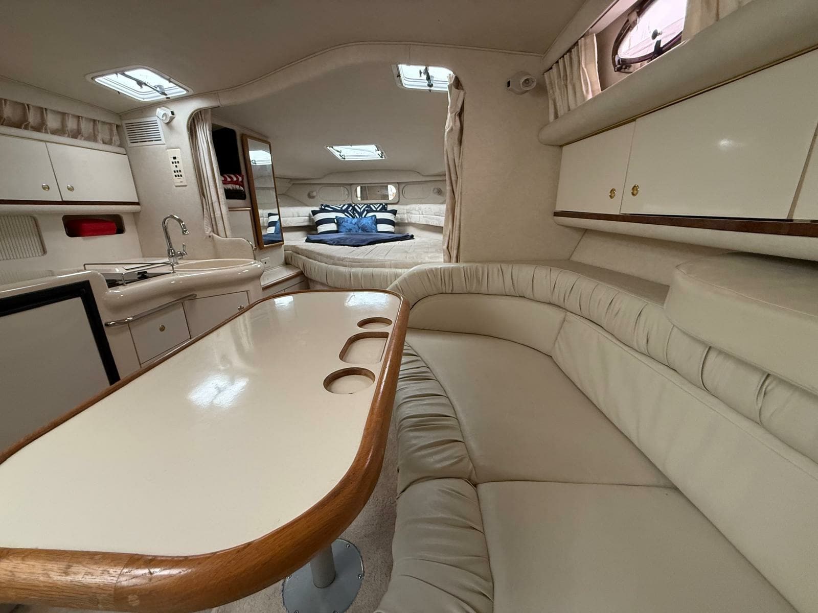 1997 Sea Ray 330 Sundancer - Photo 39