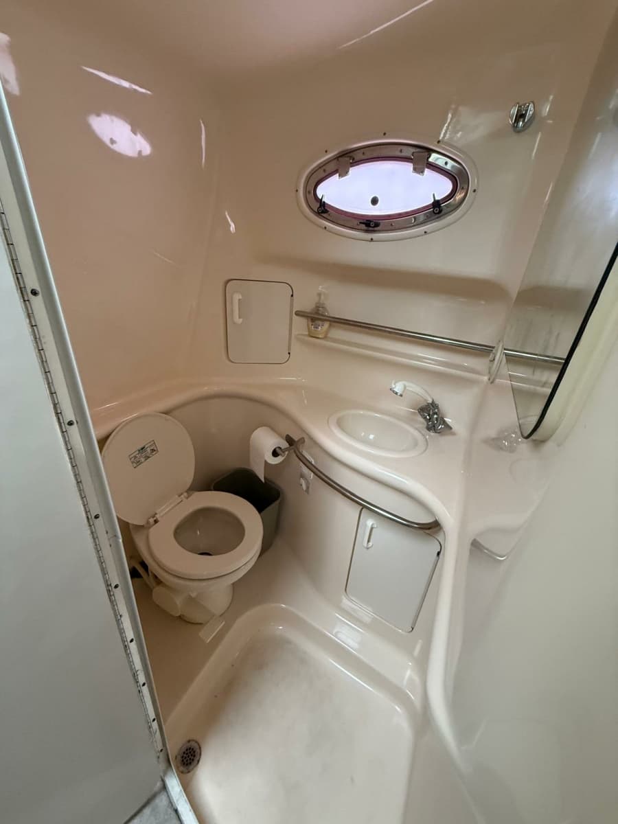 1997 Sea Ray 330 Sundancer - Photo 58
