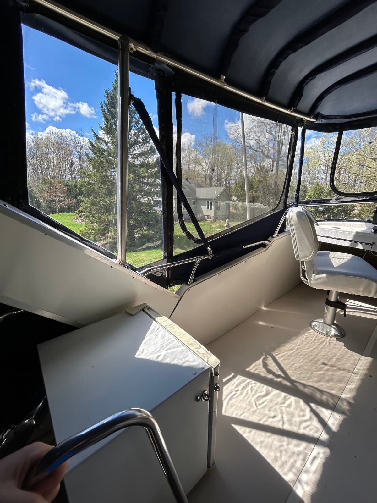 1985 Bayliner 3870 - Photo 26