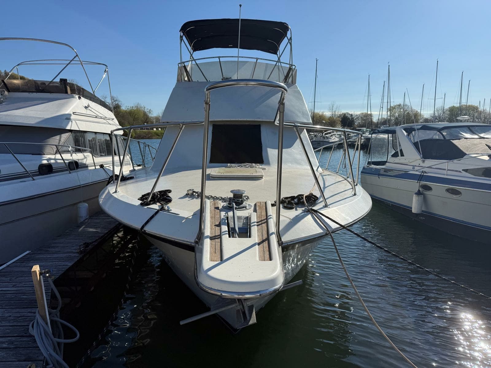 1984 Hatteras 36 Convertible - Photo 4