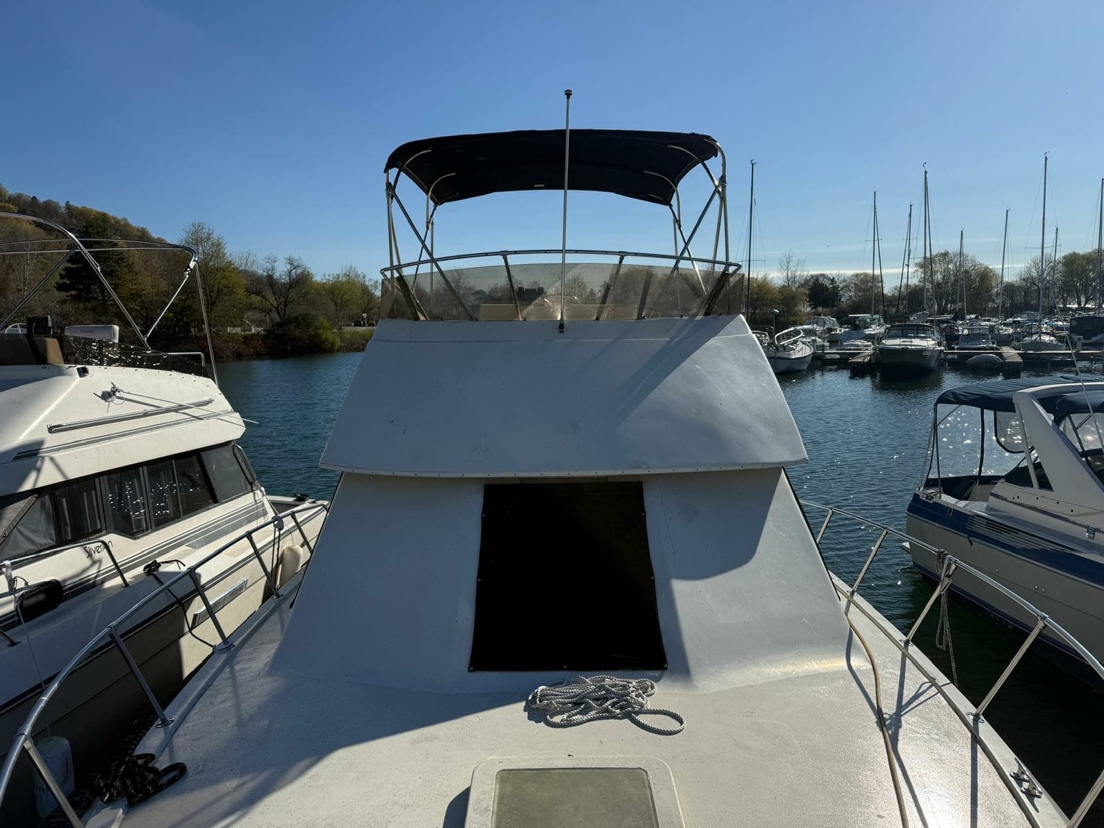 1984 Hatteras 36 Convertible - Photo 8