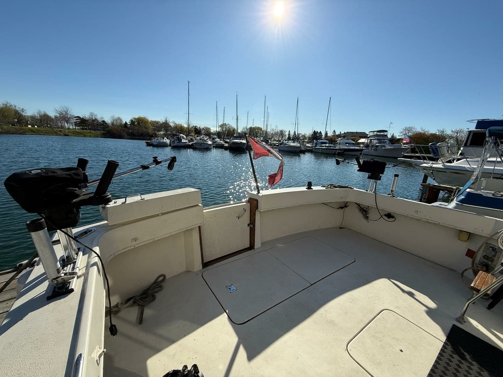 1984 Hatteras 36 Convertible - Photo 24