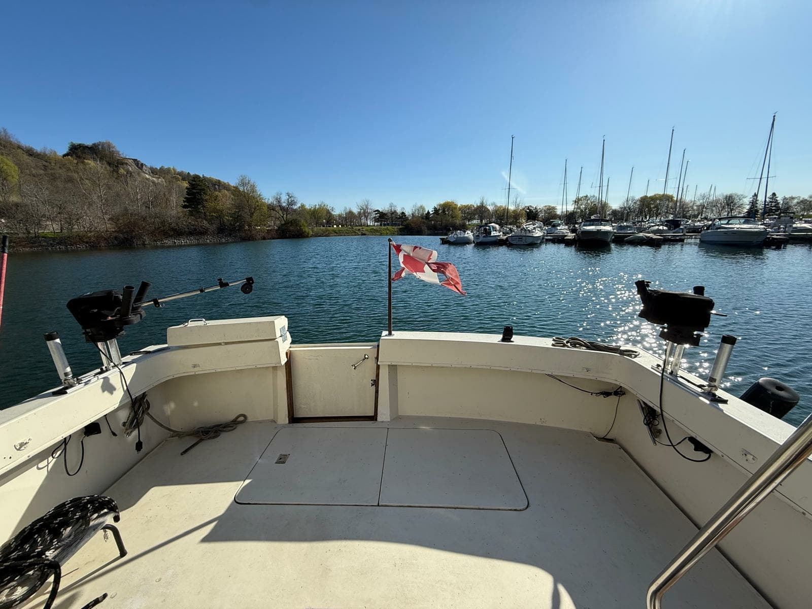1984 Hatteras 36 Convertible - Photo 23