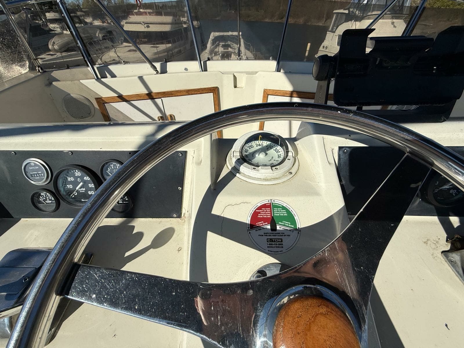 1984 Hatteras 36 Convertible - Photo 38