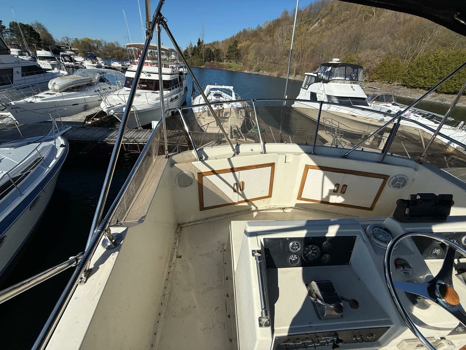 1984 Hatteras 36 Convertible - Photo 41