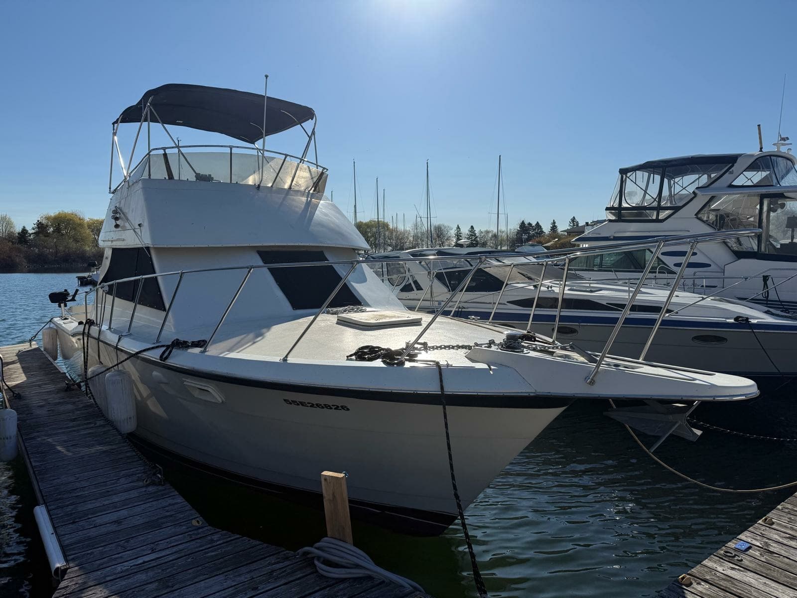 1984 Hatteras 36 Convertible - Photo 2