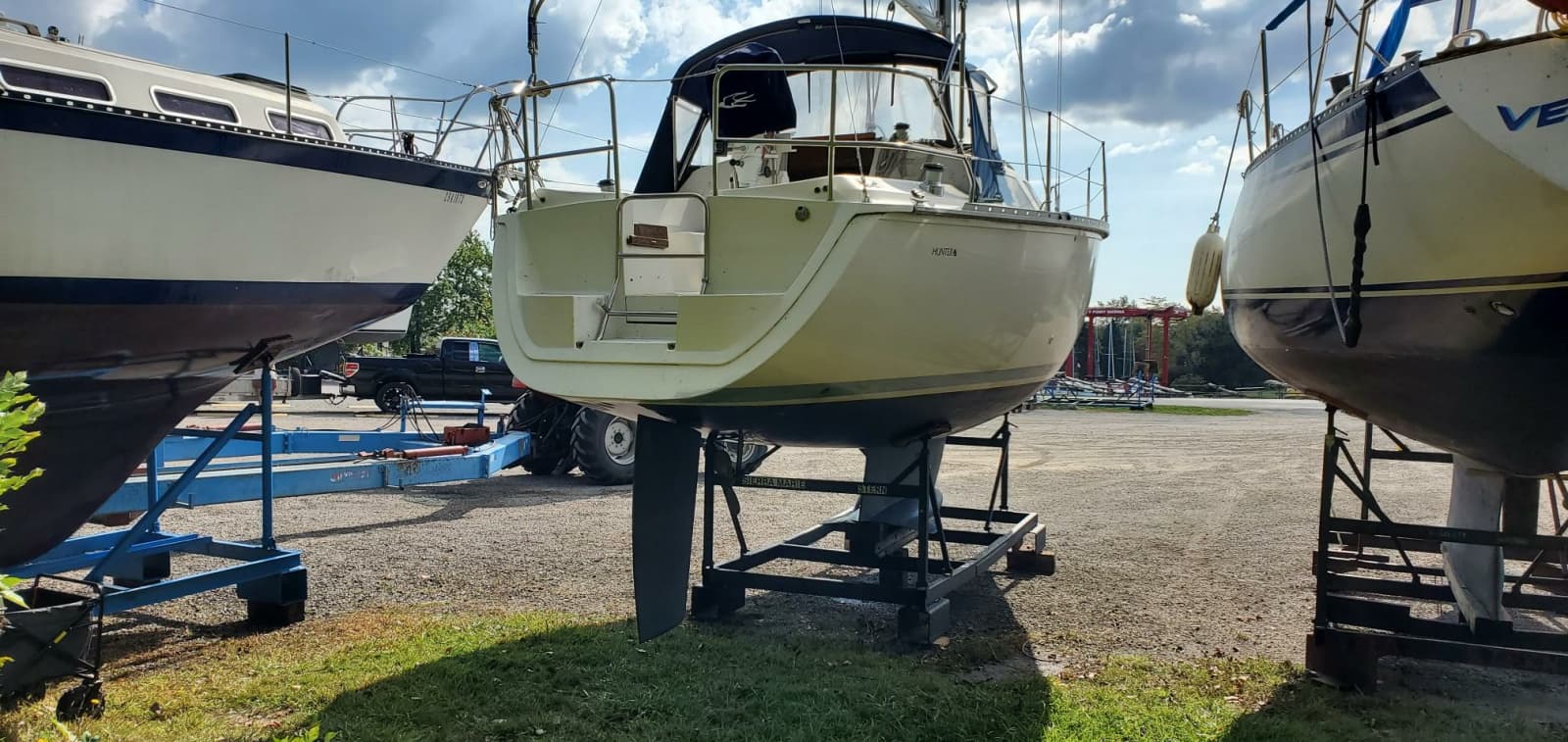 1990 Hunter 28 - Photo 46