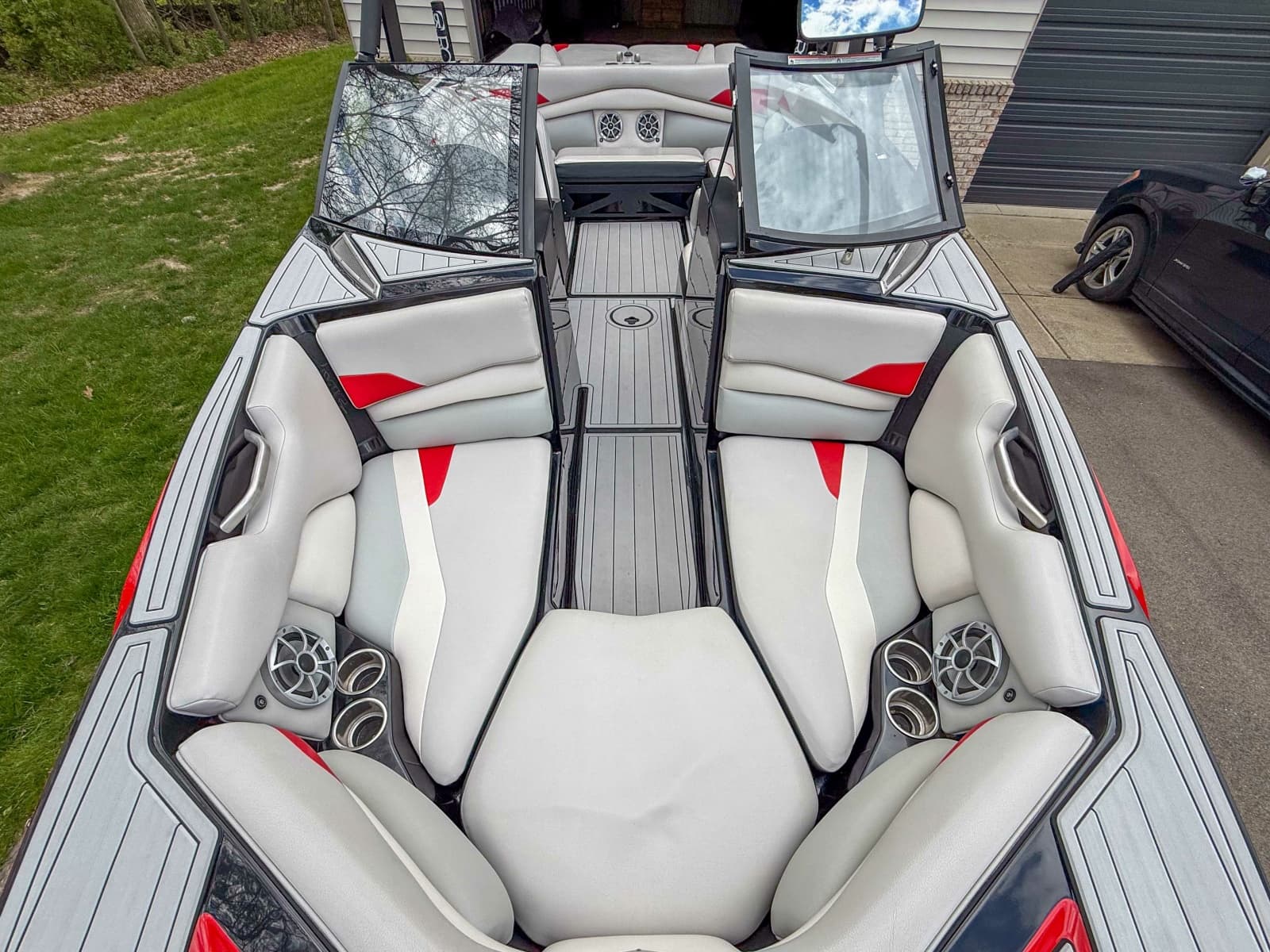 2016 Axis A22 - Photo 15
