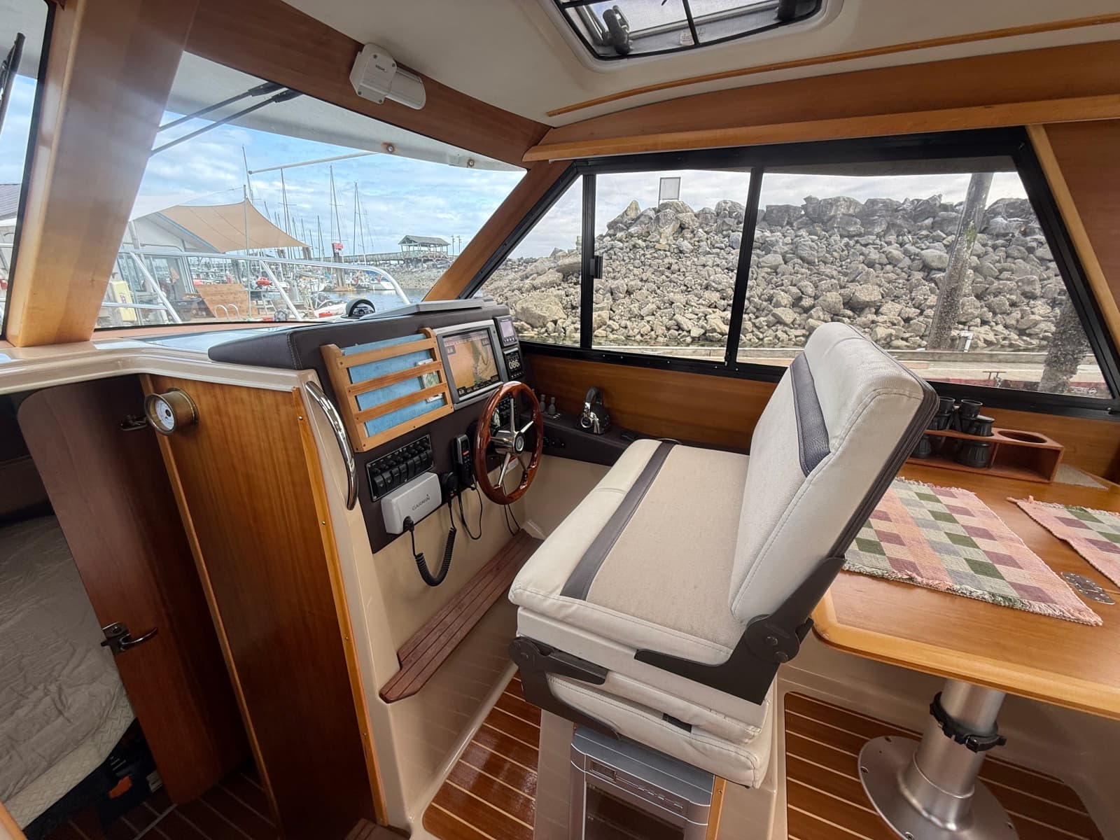2015 Cutwater C-28 - Photo 26