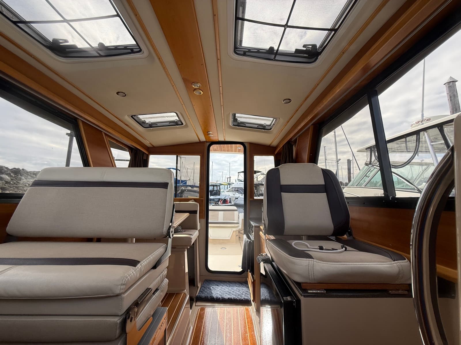 2015 Cutwater C-28 - Photo 40