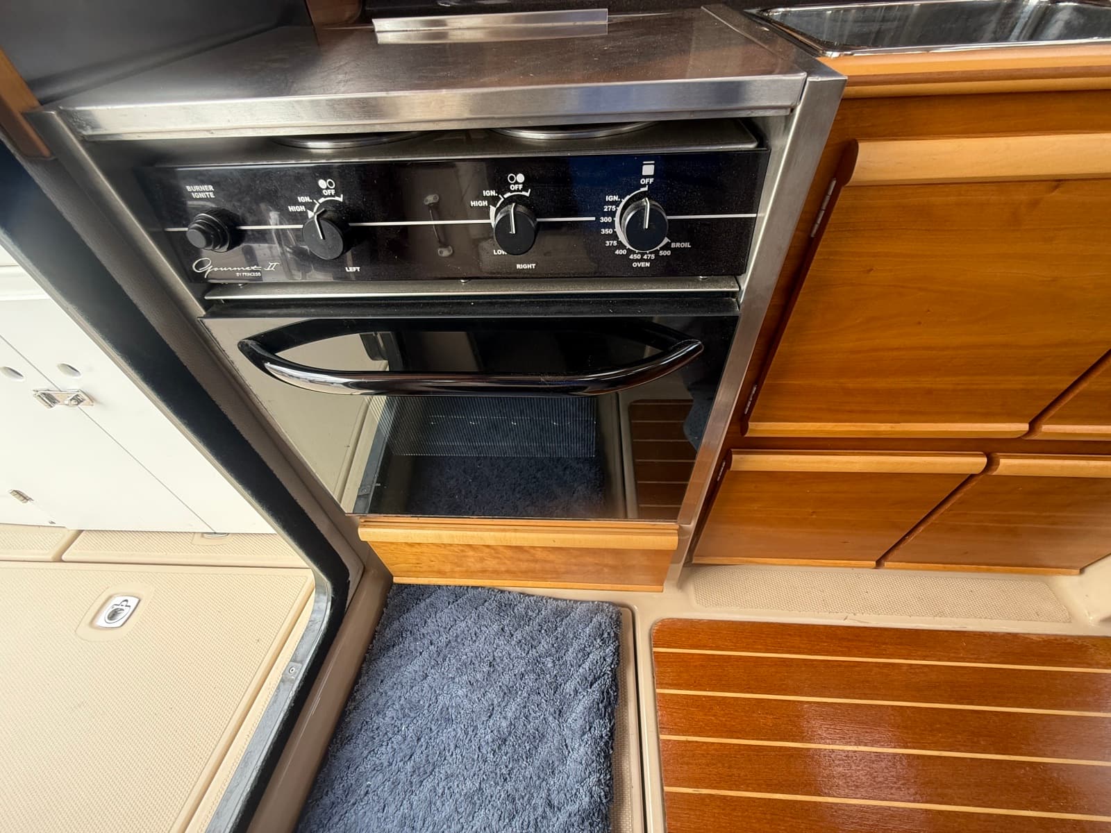 2015 Cutwater C-28 - Photo 50
