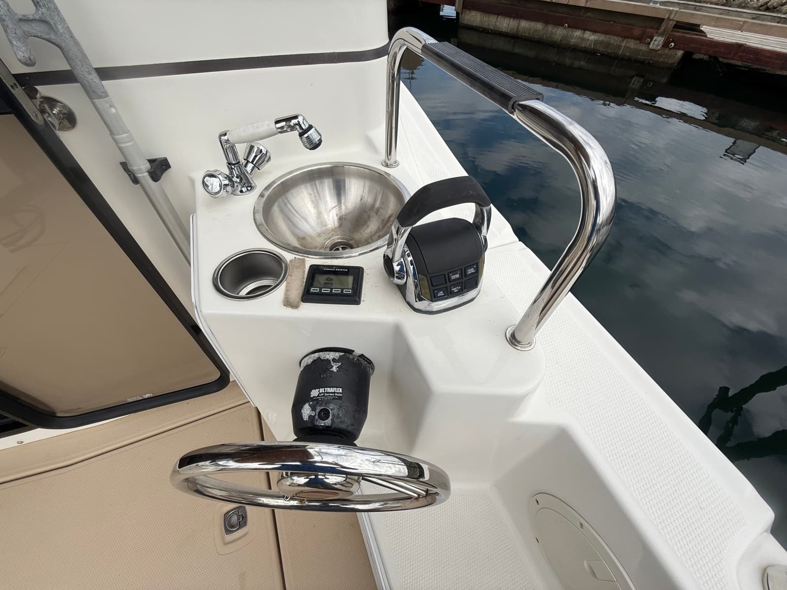 2015 Cutwater C-28 - Photo 54