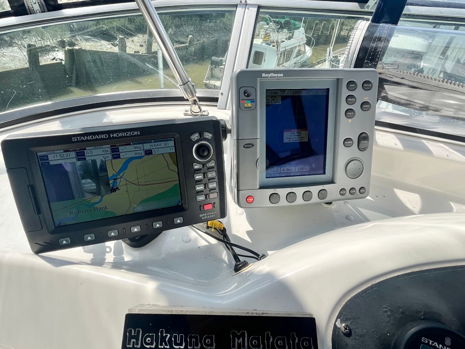 2000 Bayliner 3388 - Photo 28