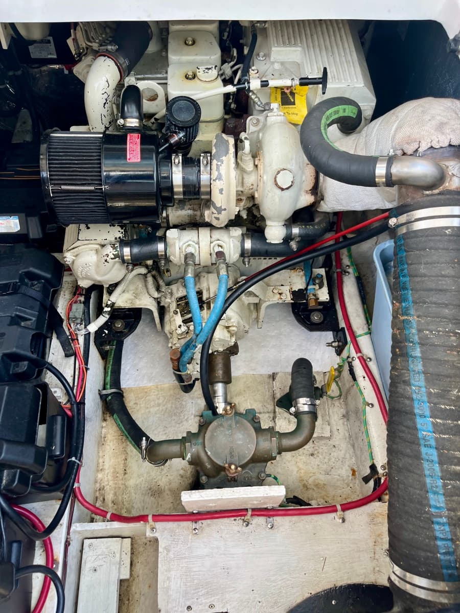 2000 Bayliner 3388 - Photo 30