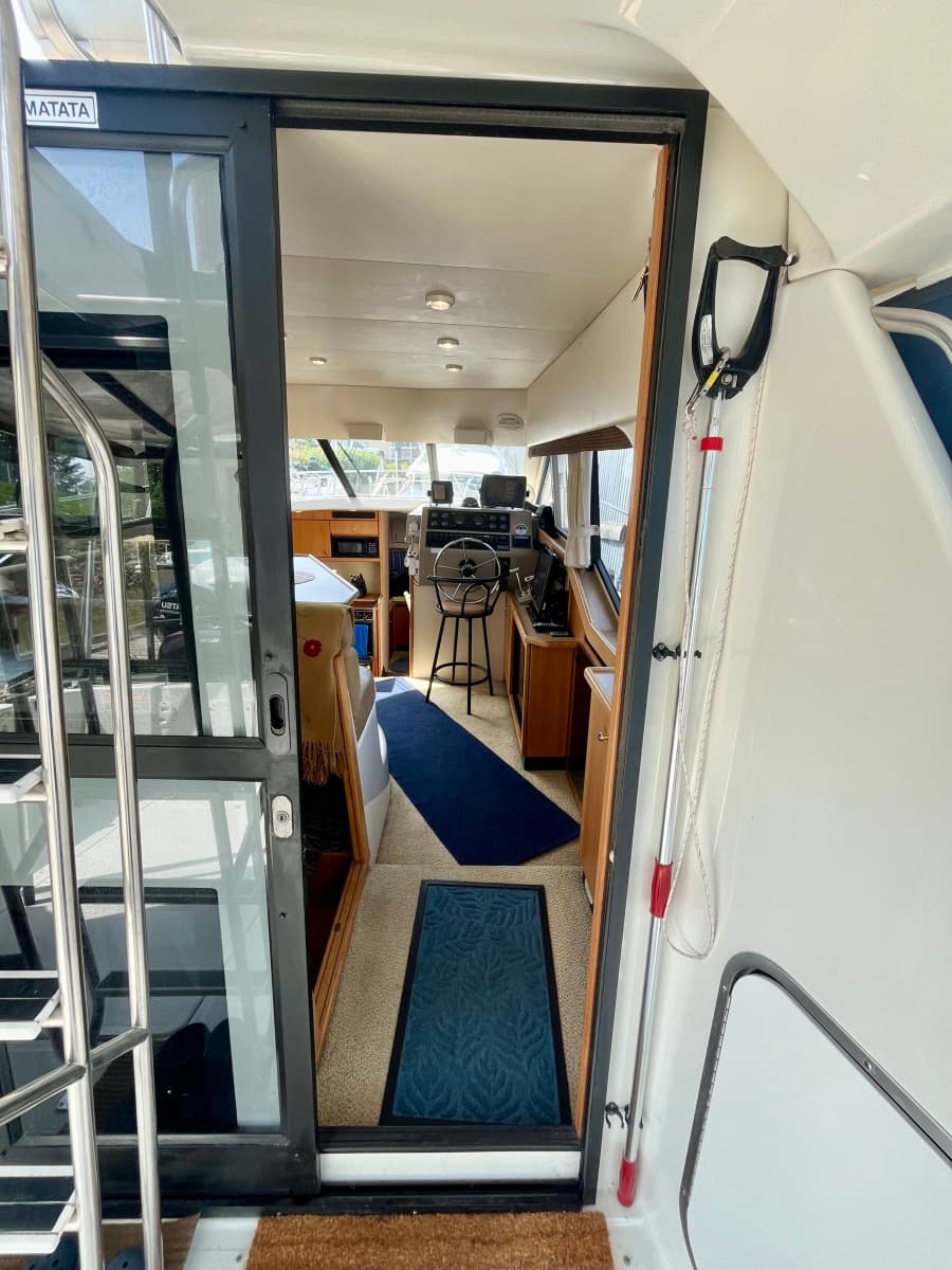 2000 Bayliner 3388 - Photo 12