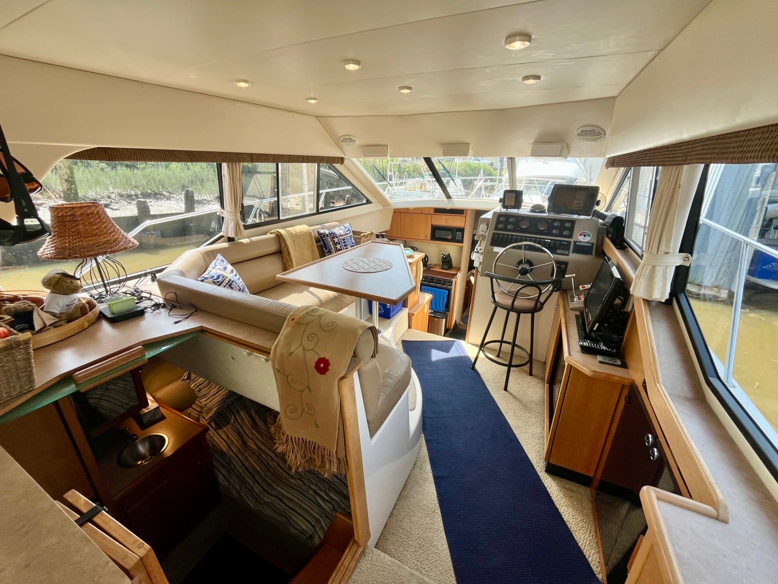2000 Bayliner 3388 - Photo 13