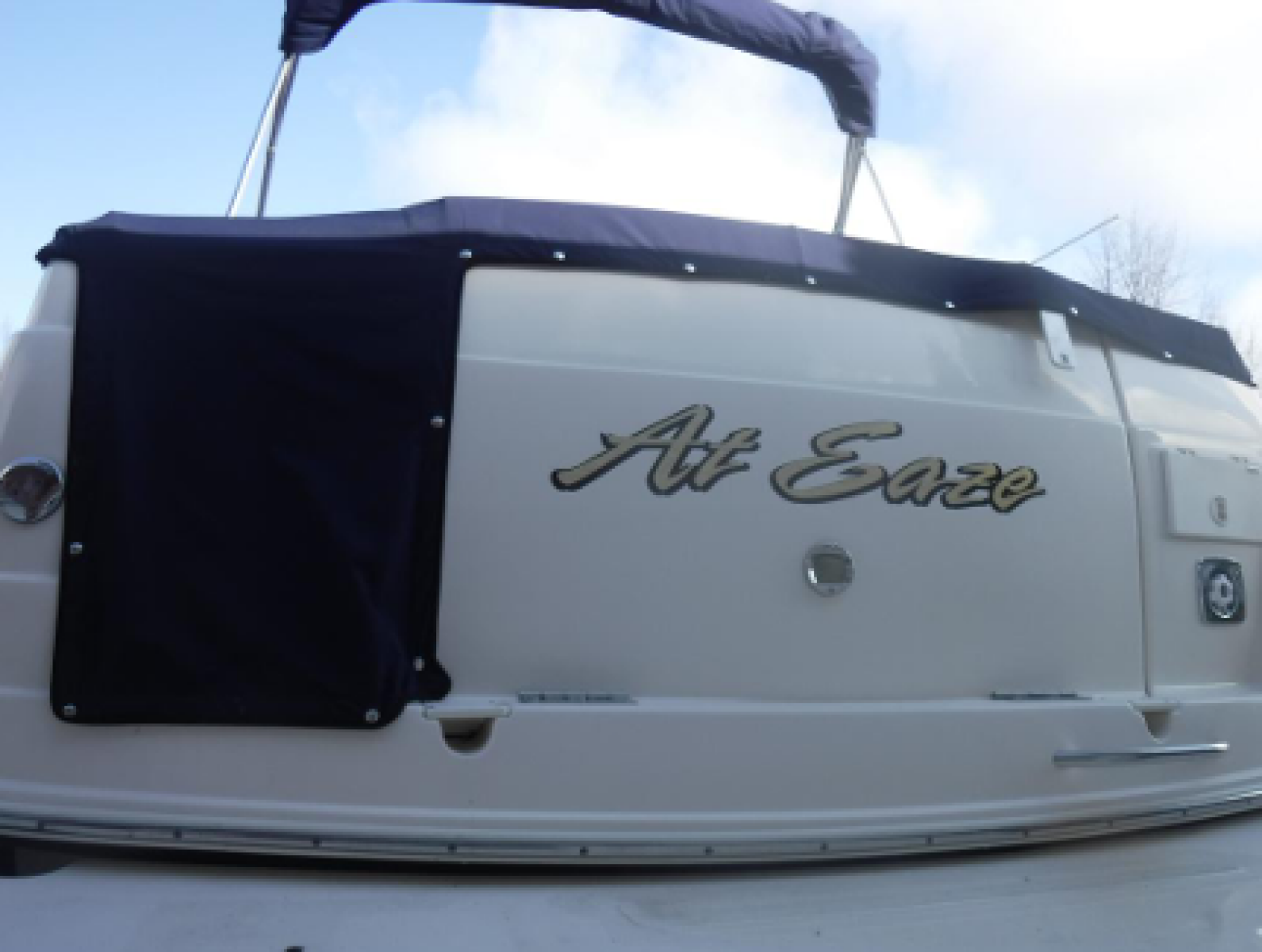 2004 Rinker 250 Fiesta Vee - Photo 3
