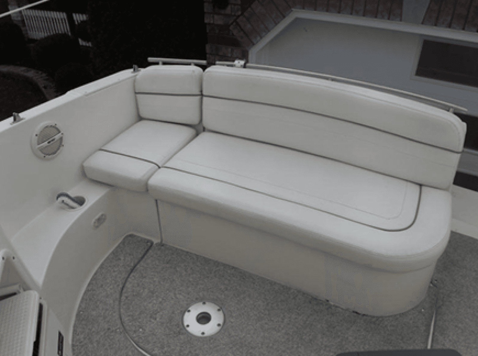 2004 Rinker 250 Fiesta Vee - Photo 9