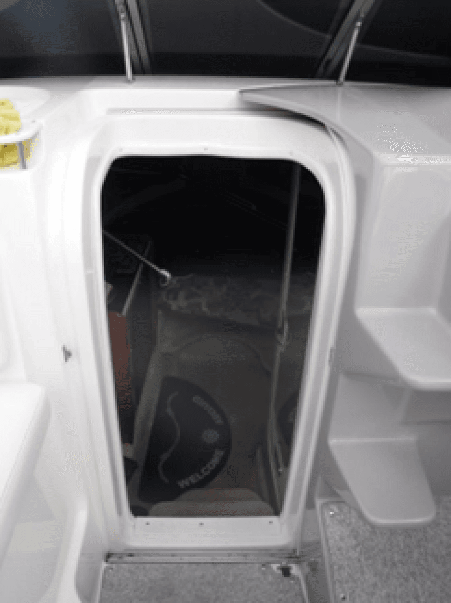 2004 Rinker 250 Fiesta Vee - Photo 12