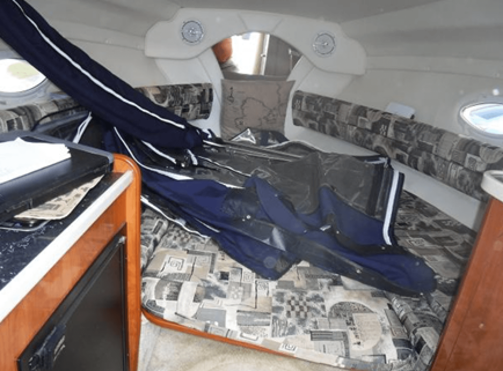 2004 Rinker 250 Fiesta Vee - Photo 15