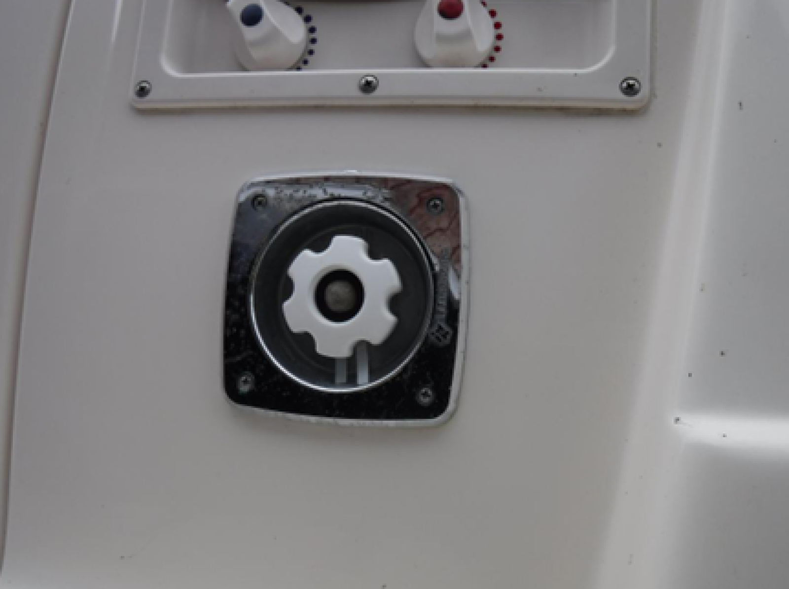 2004 Rinker 250 Fiesta Vee - Photo 30