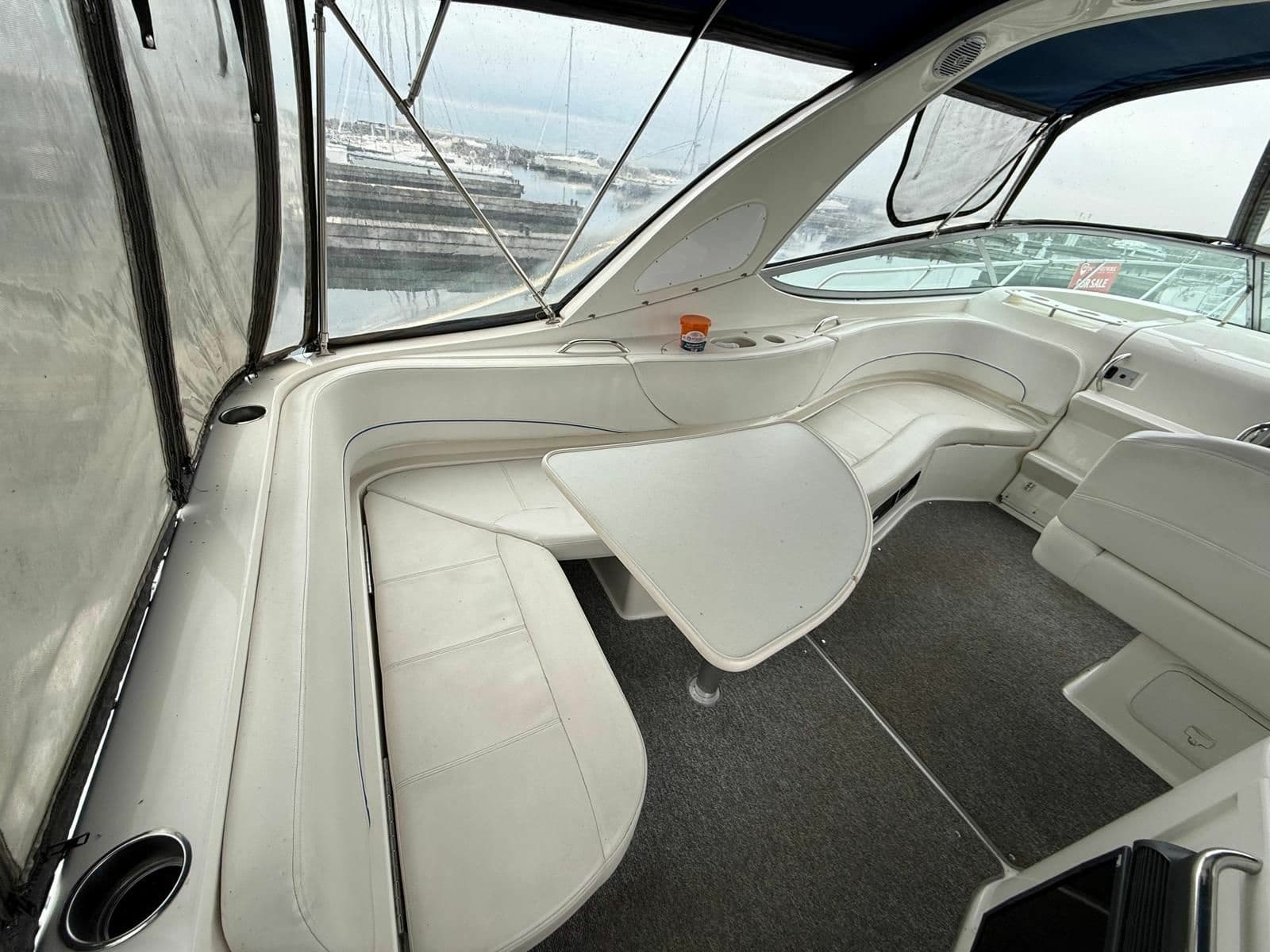 2008 Bayliner 320 Express Cruiser - Photo 6