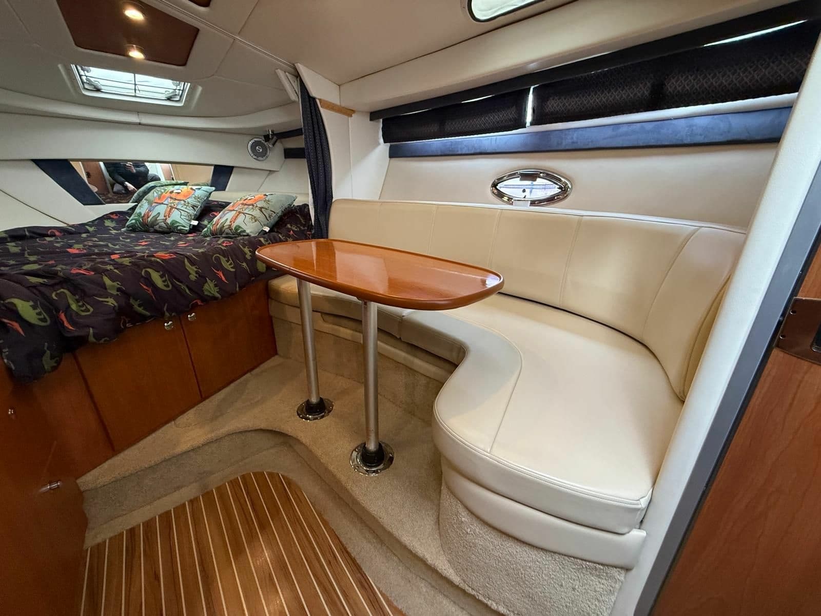 2008 Bayliner 320 Express Cruiser - Photo 40