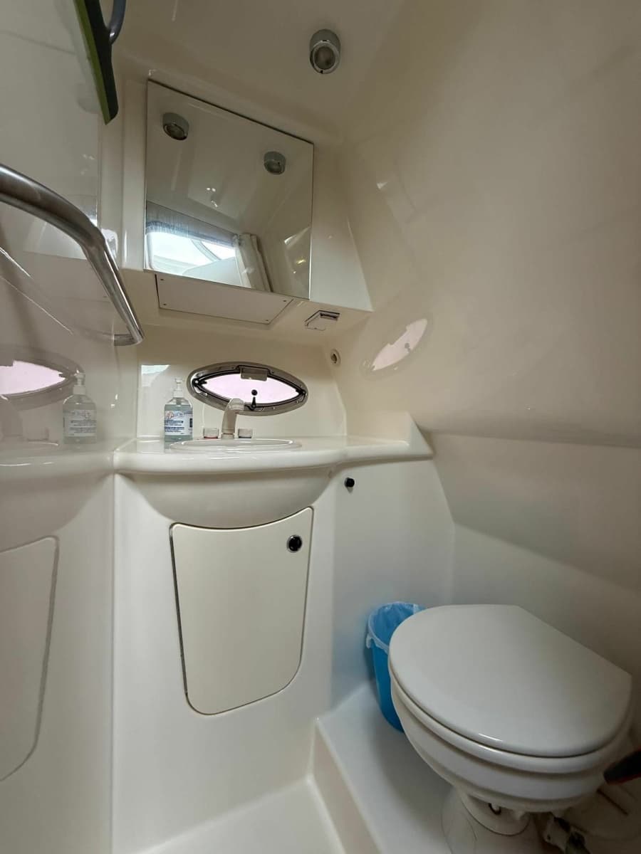 2008 Bayliner 320 Express Cruiser - Photo 56