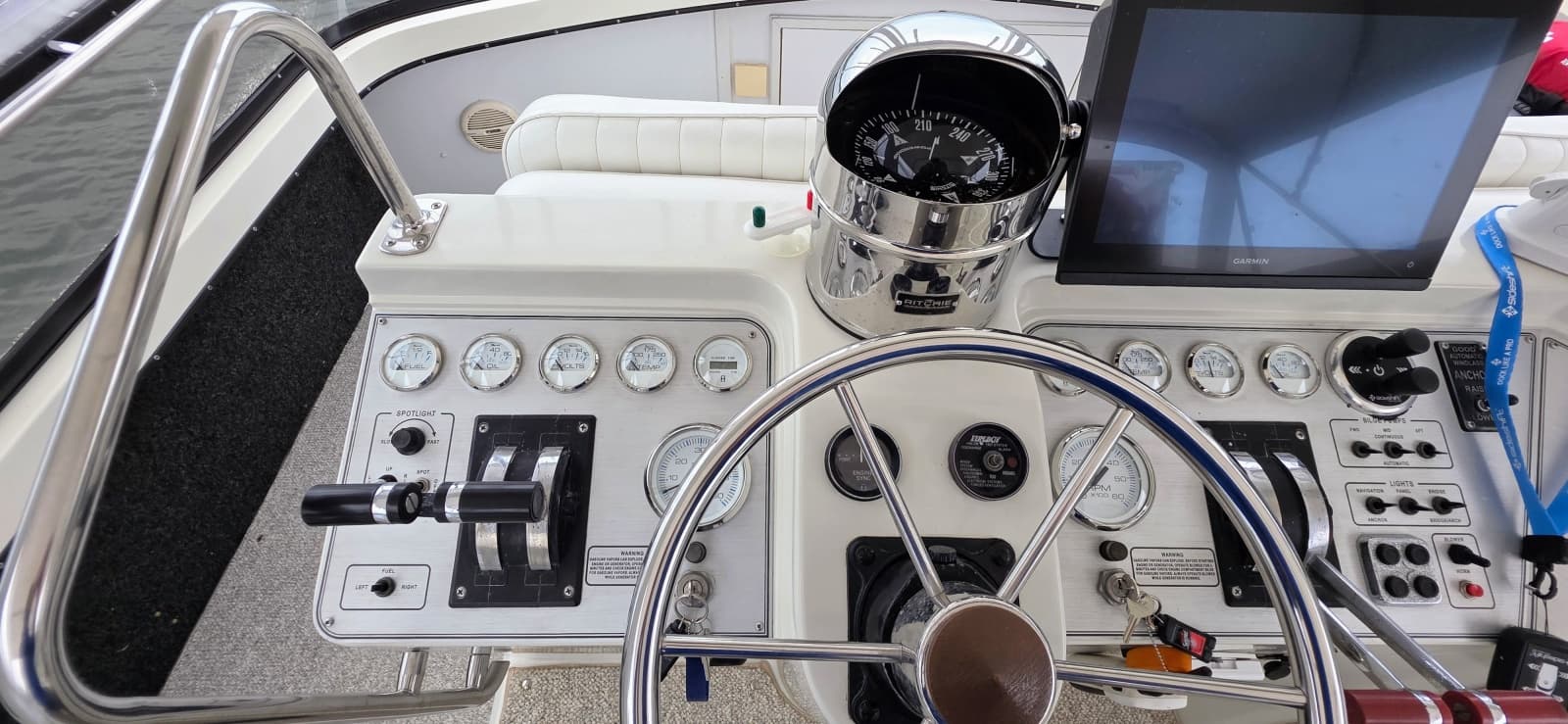 1987 Carver 4207 Aft Cabin - Photo 14