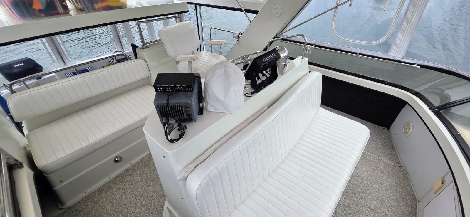 1987 Carver 4207 Aft Cabin - Photo 17