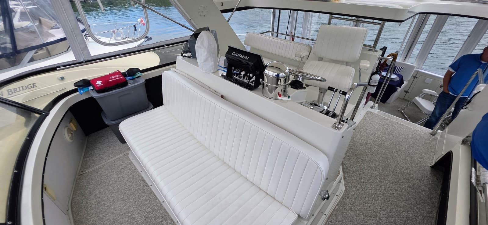 1987 Carver 4207 Aft Cabin - Photo 18