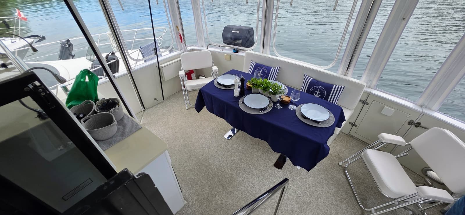 1987 Carver 4207 Aft Cabin - Photo 19