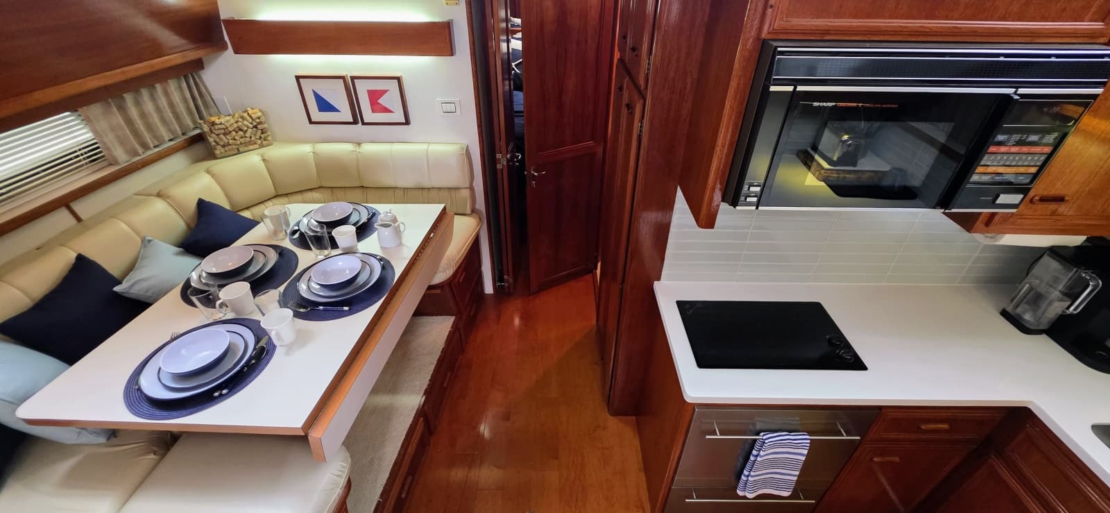 1987 Carver 4207 Aft Cabin - Photo 23