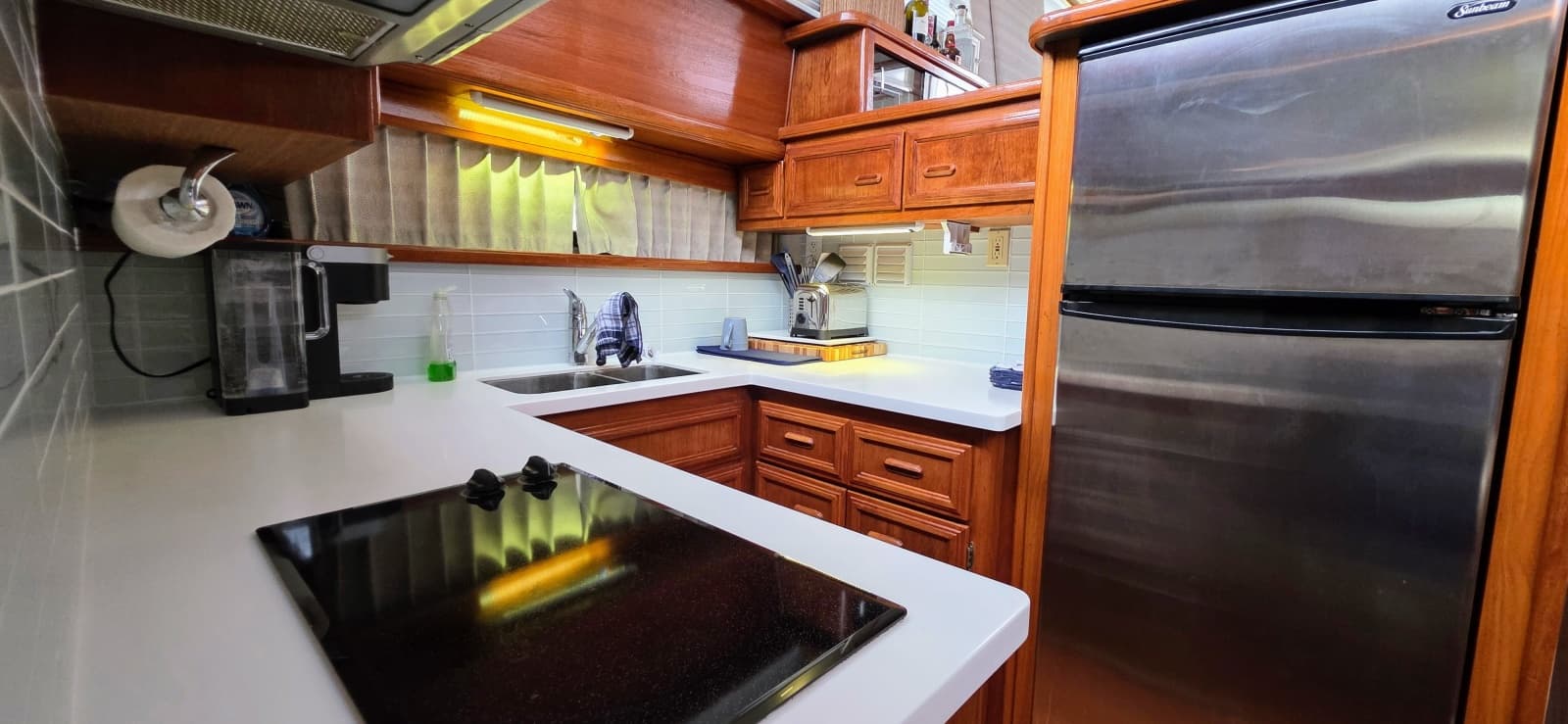 1987 Carver 4207 Aft Cabin - Photo 25