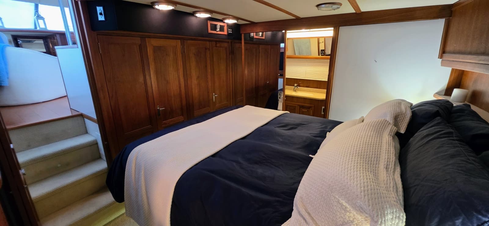 1987 Carver 4207 Aft Cabin - Photo 40