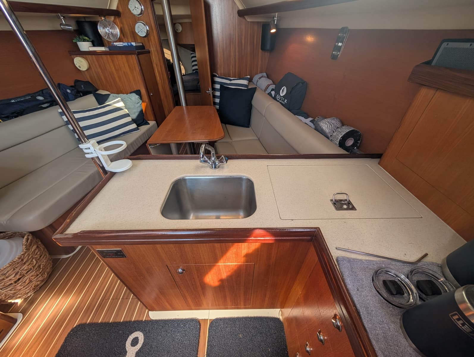 2006 Hunter 31 - Photo 34