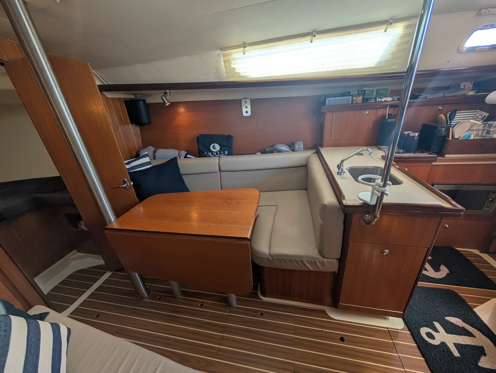 2006 Hunter 31 - Photo 43