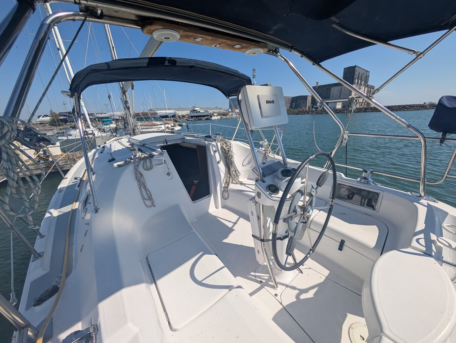2006 Hunter 31 - Photo 18