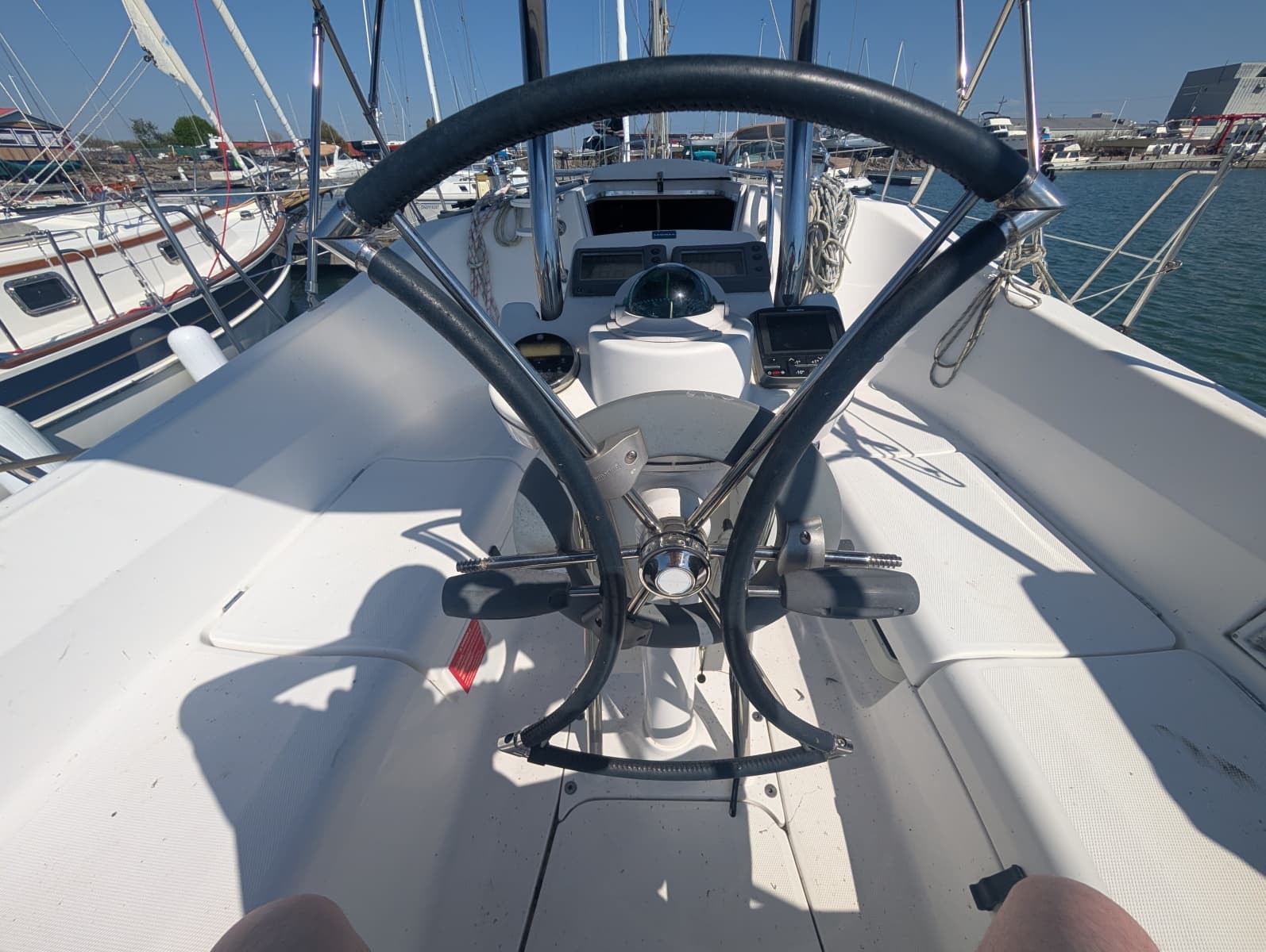 2006 Hunter 31 - Photo 15