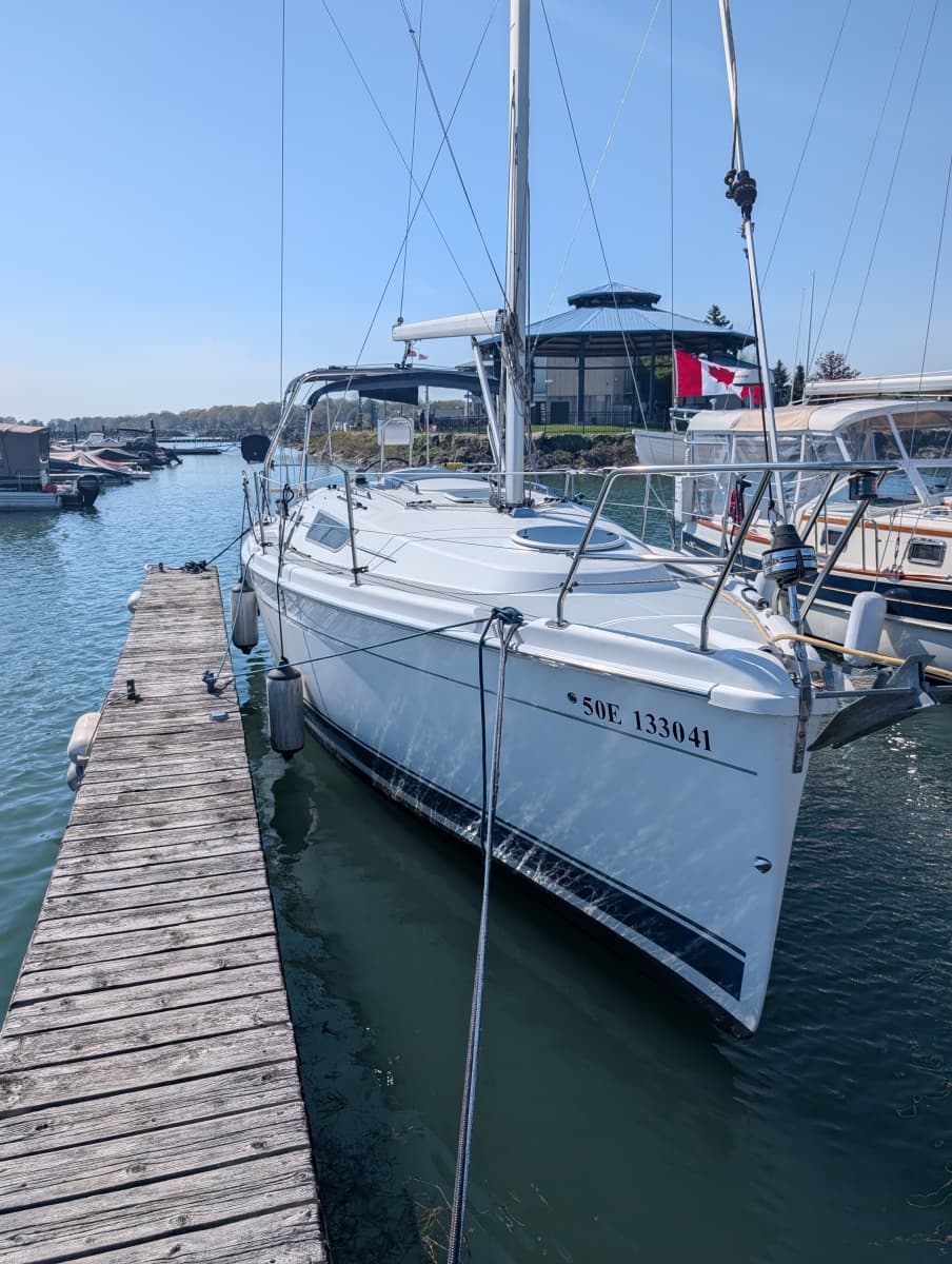 2006 Hunter 31 - Photo 3