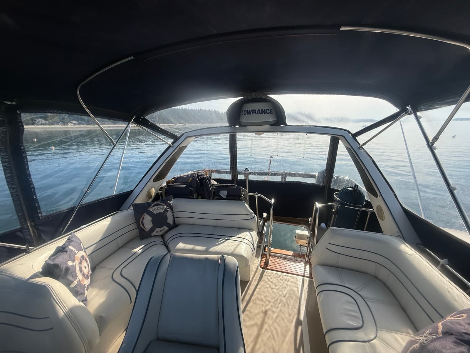 1985 Bayliner 3870 Motoryacht - Photo 26
