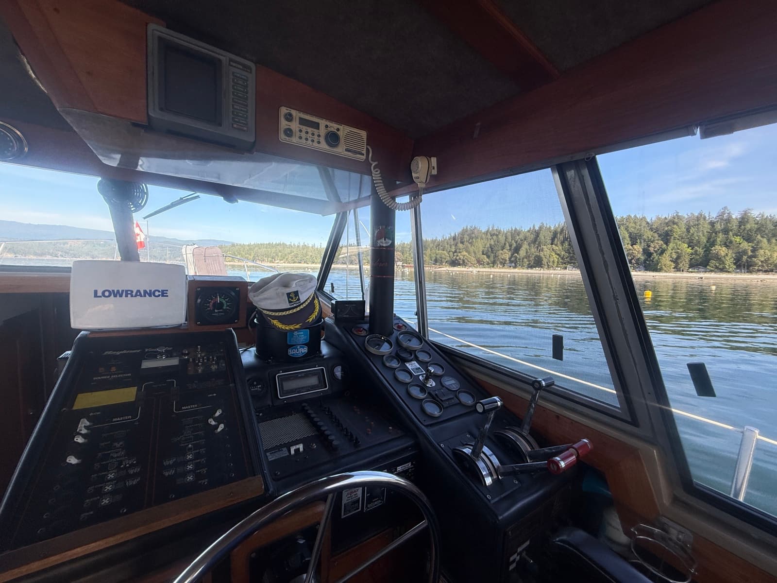 1985 Bayliner 3870 Motoryacht - Photo 31