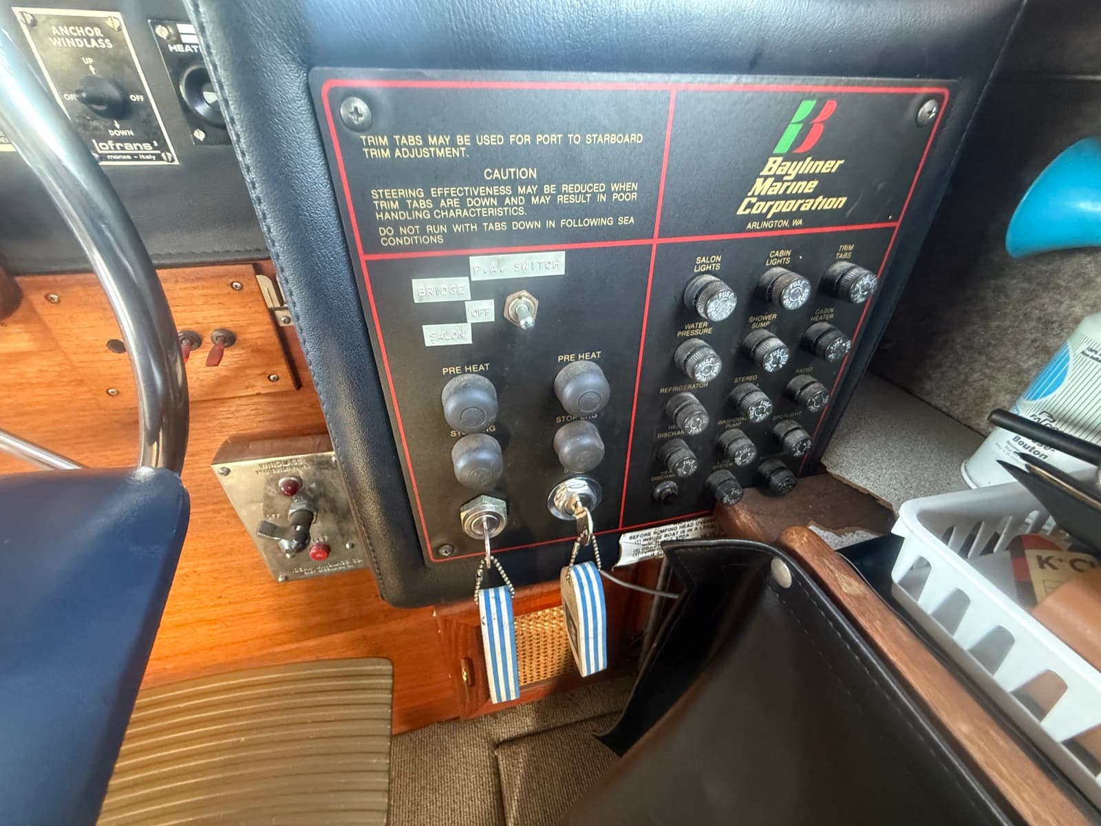 1985 Bayliner 3870 Motoryacht - Photo 38