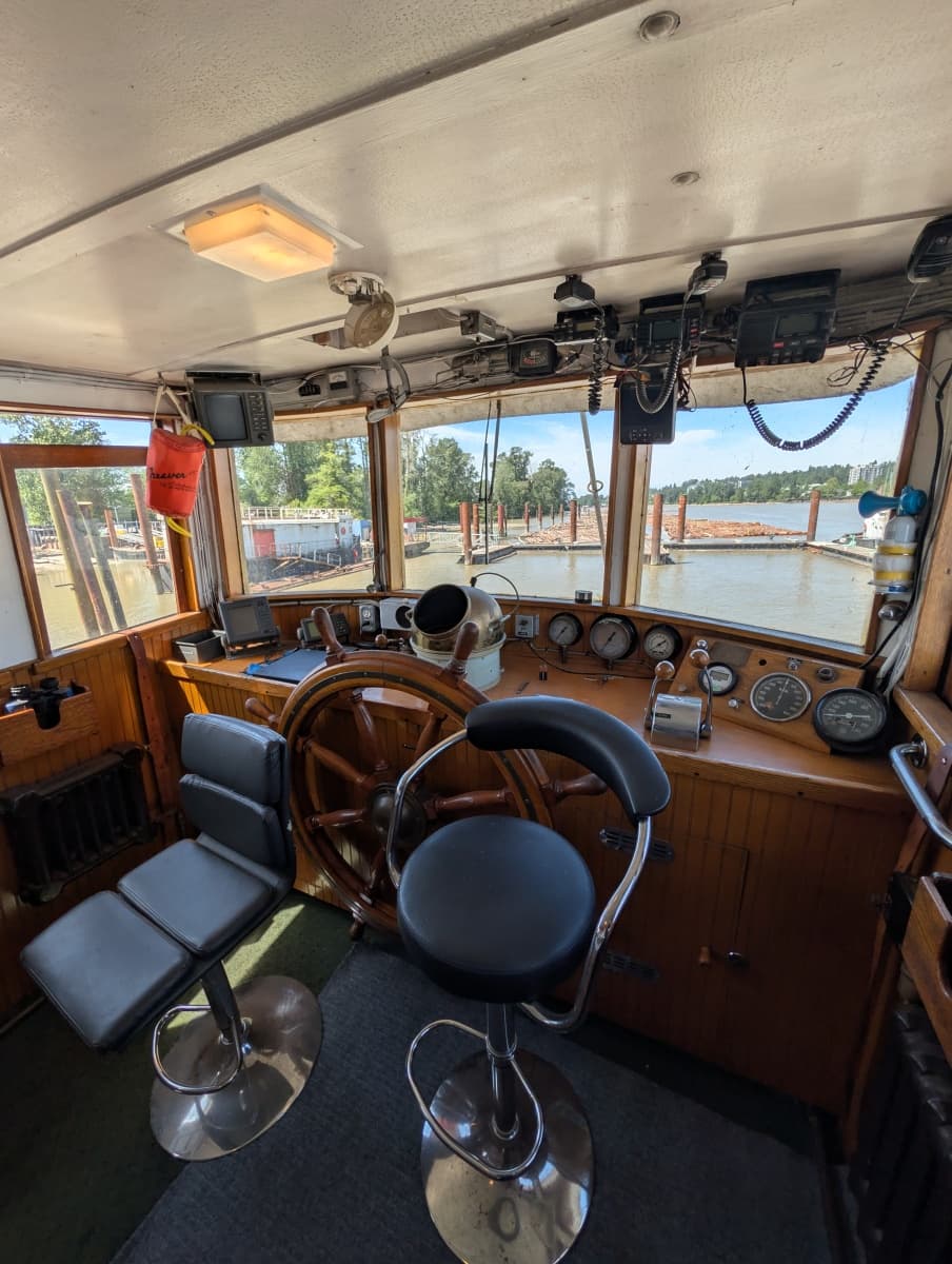 1941 Custom Armstrong Bros. Custom Wooden Trawler Liveaboard Vessel - Photo 42