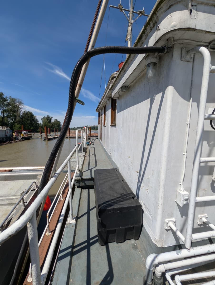 1941 Custom Armstrong Bros. Custom Wooden Trawler Liveaboard Vessel - Photo 50